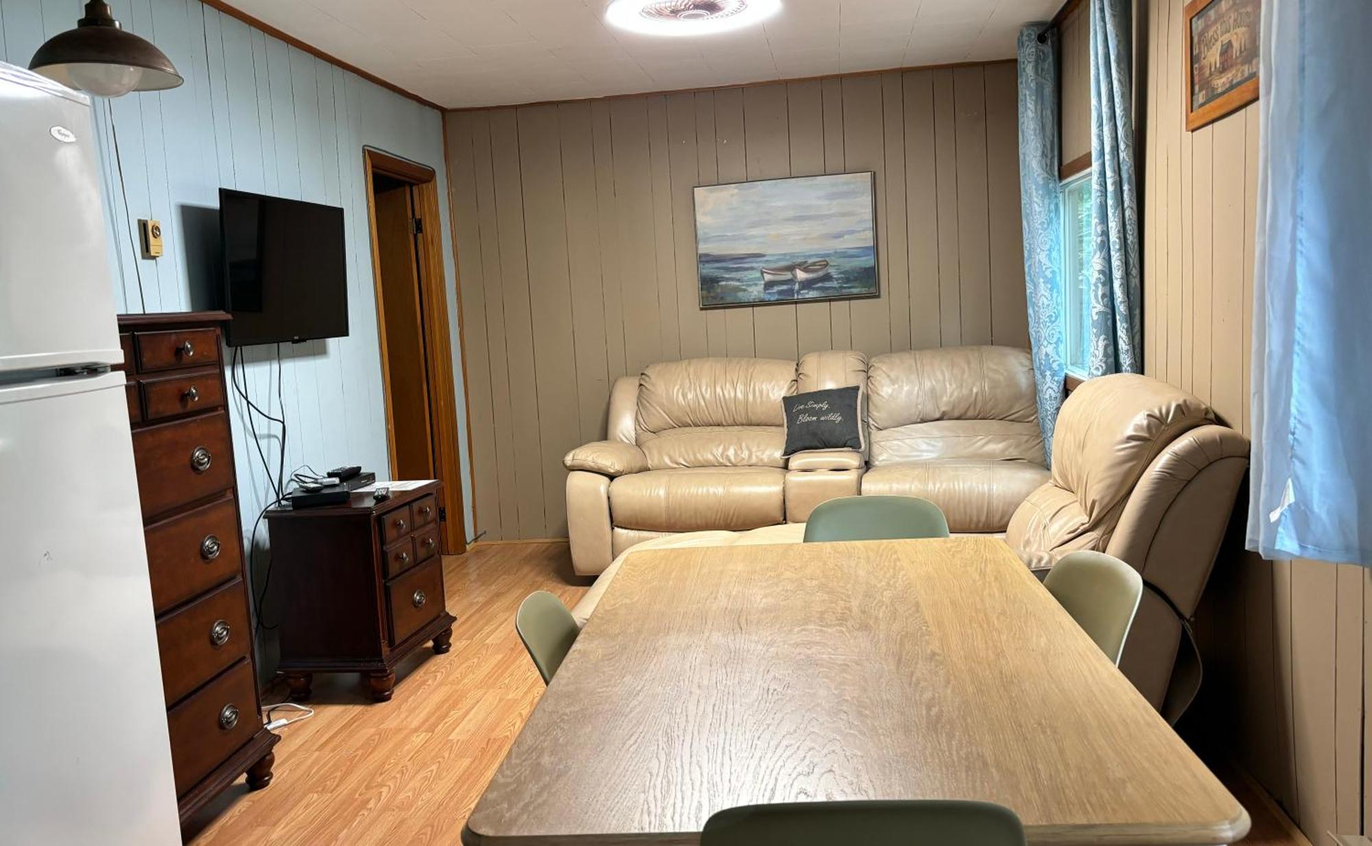 קאוורת'ה לייקס Lakefront Hideaway Resort מראה חיצוני תמונה